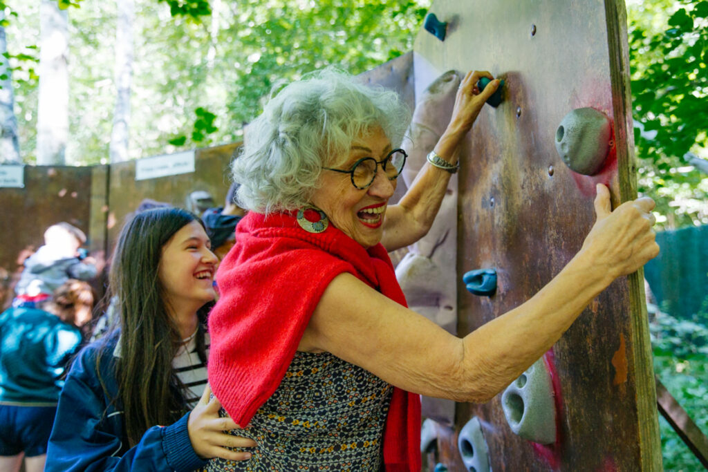 A3 Installations_avec_personnes mamy escalade _BD-175