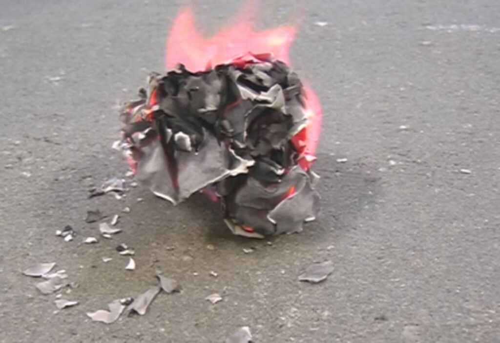 DES ILLUSIONS RADICALES 3