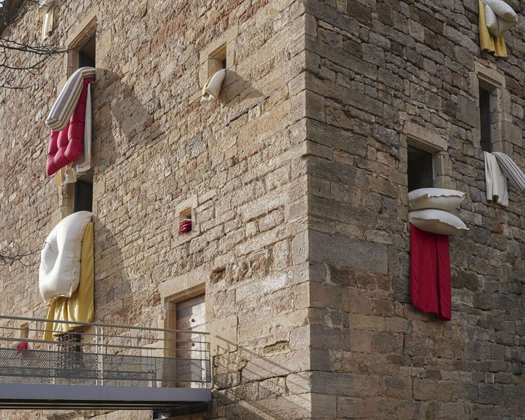 LE VENTRE A L’AIR 1